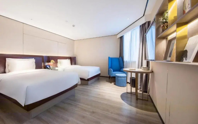 PLUS Yishang Hotel (Wanlvyuan Store of Haikou International Trade)