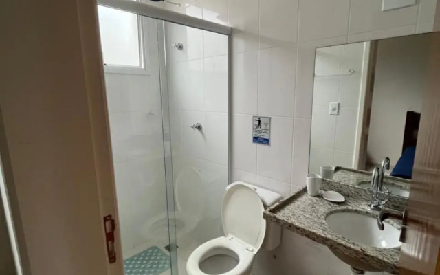 Apt 2 suites com ar condicionado e piscina Ubatuba