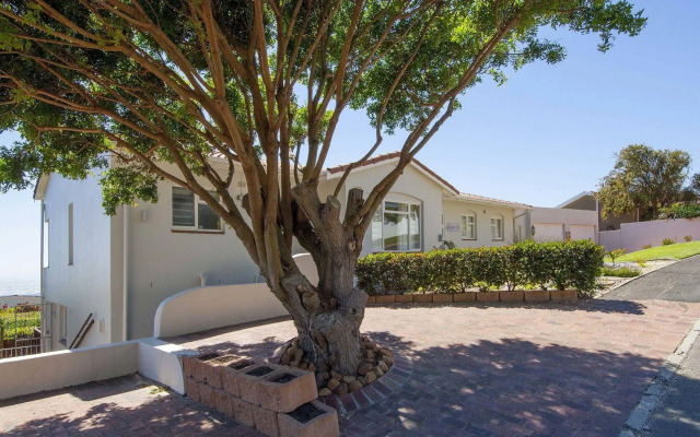 Restio Garden Studio