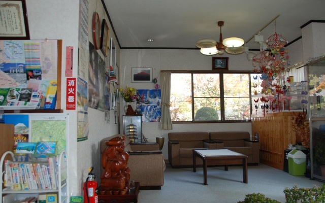 Guest House Yamanouchi – Lobby – Yamanakako