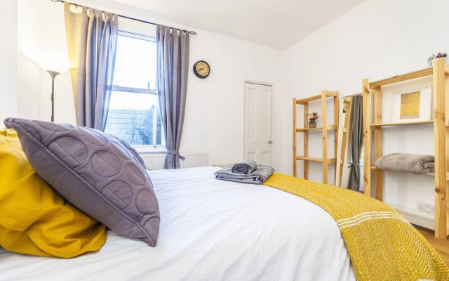 Wilde Victorian Room & private Bathroom