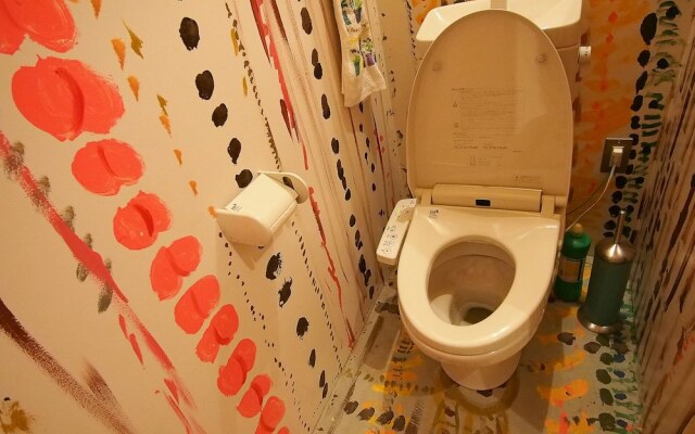 Cocoroom Guesthouse Cafe and Garden - Hostel