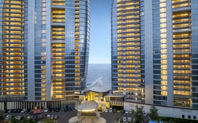 Salt Crystal Hotel By RìChū