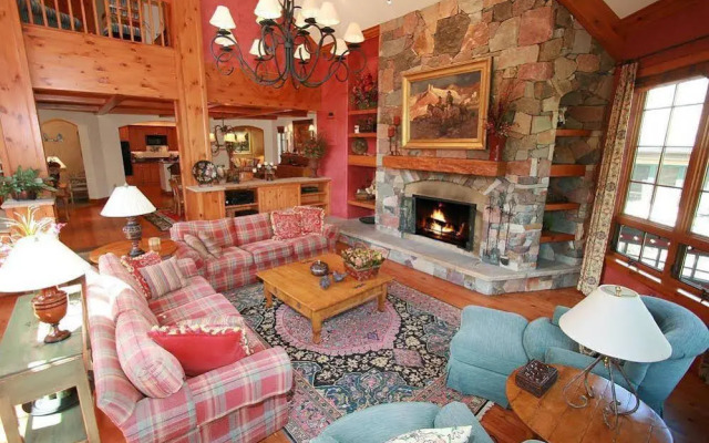 Townhome in Beaver Creek with Mountain View by RedAwning