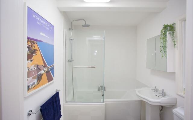 The Old Coastguard House