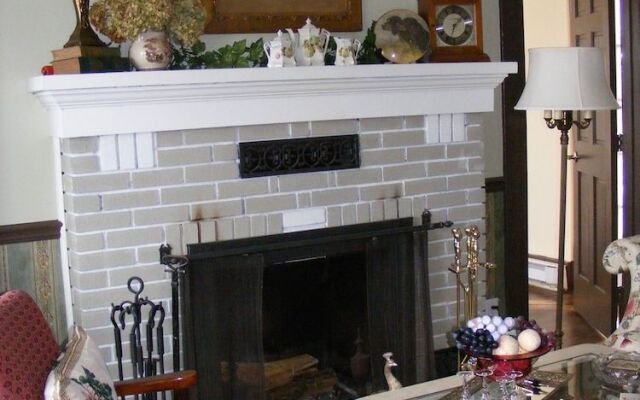 Lake Valley Legends B&B