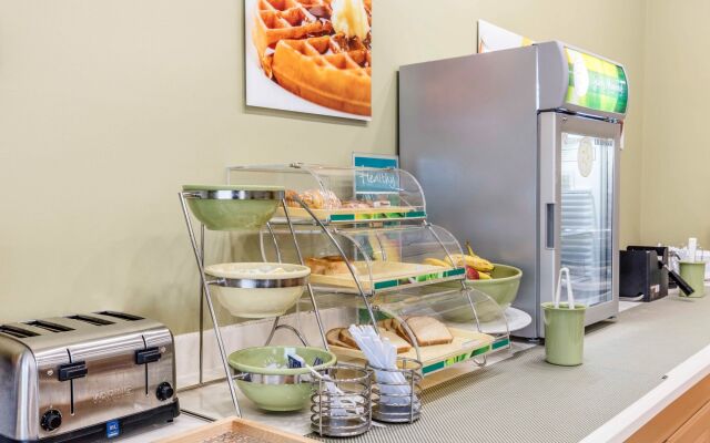 Quality Inn & Suites Pearl - Jackson