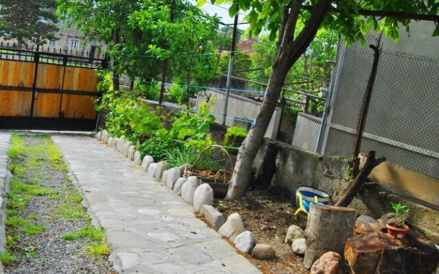 GH Sanapiro