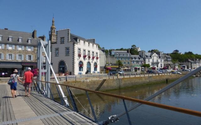 House in Saint-quay Near 7 Beaches
