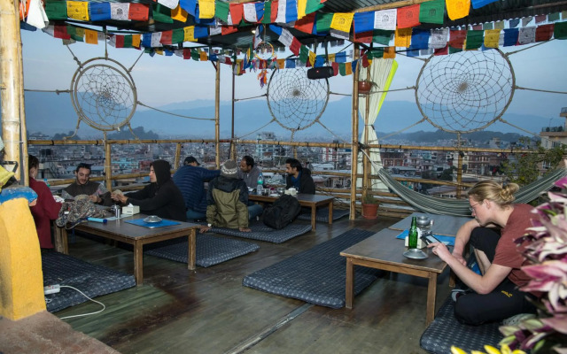 Planet Nomad Hostel By Shantipur