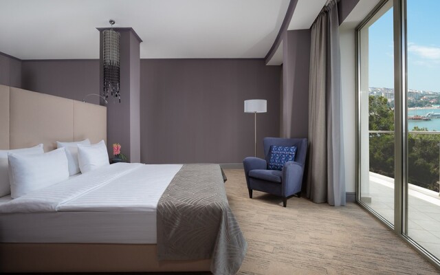 "Приморье" Grand Resort Hotel