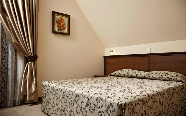 Hotel Favorit - Image 7