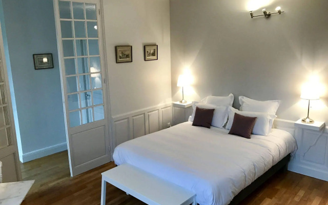 Villa Clément Sens Appart'hôtel