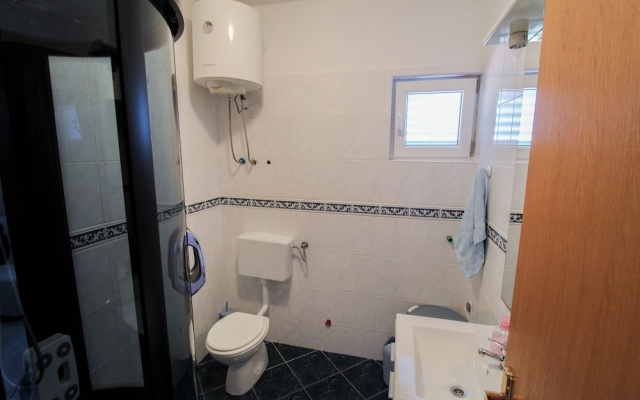 Apartments Mladen