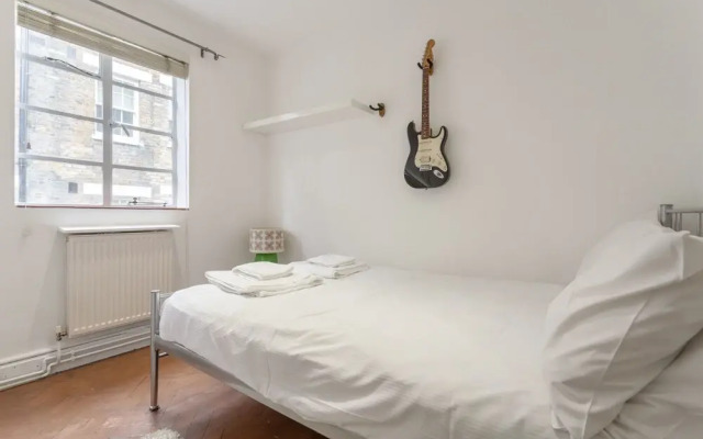 Stylish 2 Bedroom Fitzrovia Flat