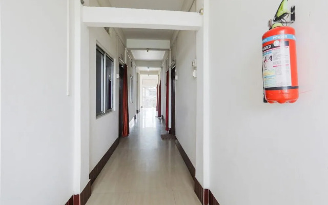 Hotel Hornbill  by OYO Rooms