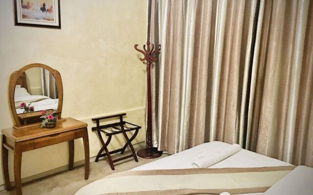 Al Mansi hotel