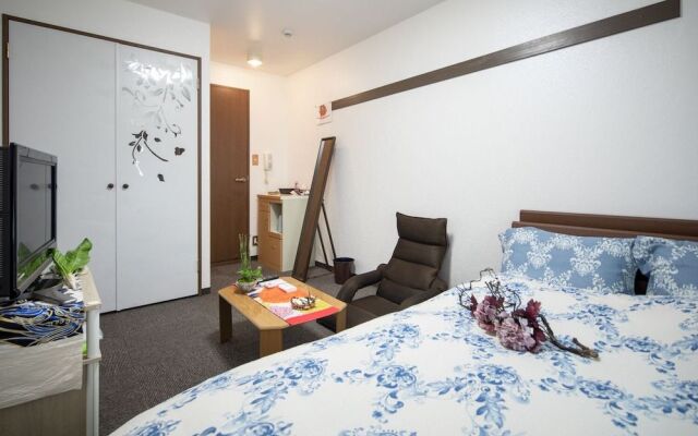 Tatsuya House 402