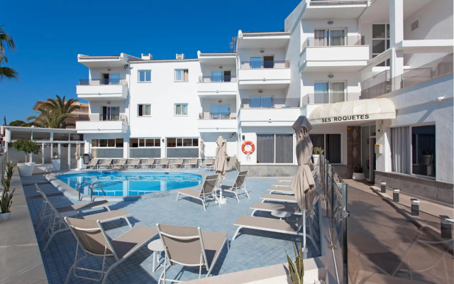 Apartamentos Ses Roquetes