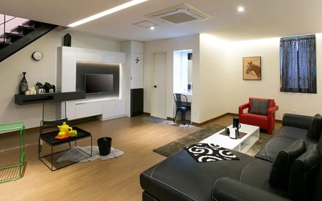 Soar Hotel