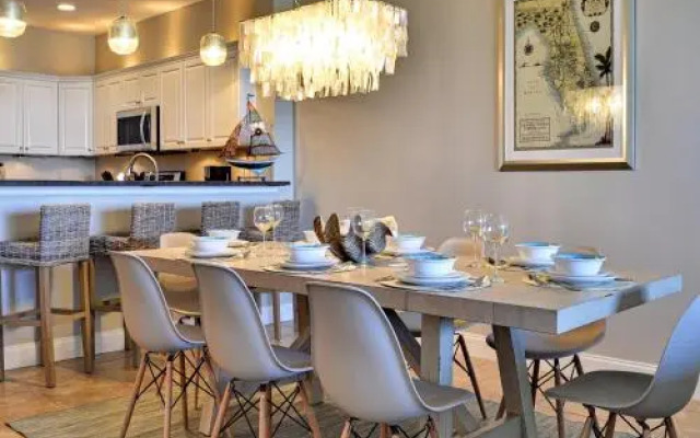 Harborview Grande 802