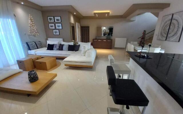 Homing Volos Exclusive Luxury Residence