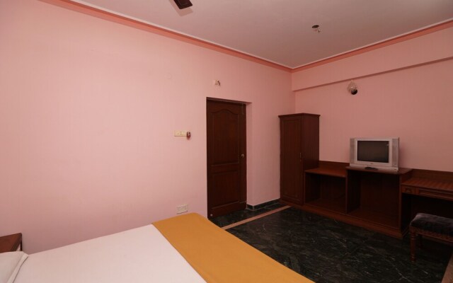 Lloyds Guest House Krishna Street - T Nagar