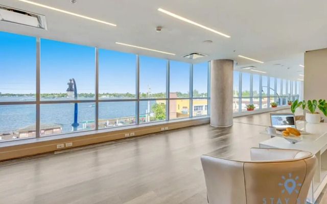 Hollywood Bliss Studio Balcony Beach View