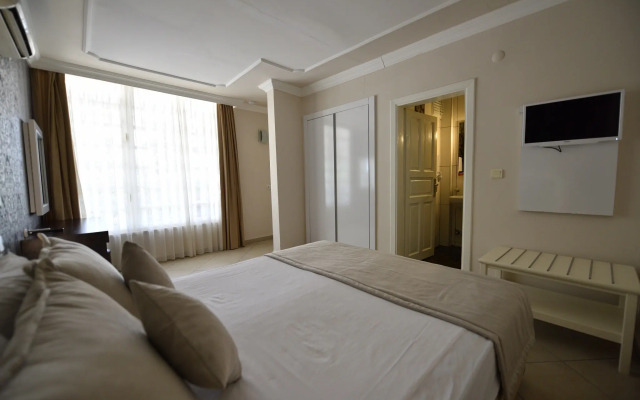 Nicholas Park Hotel