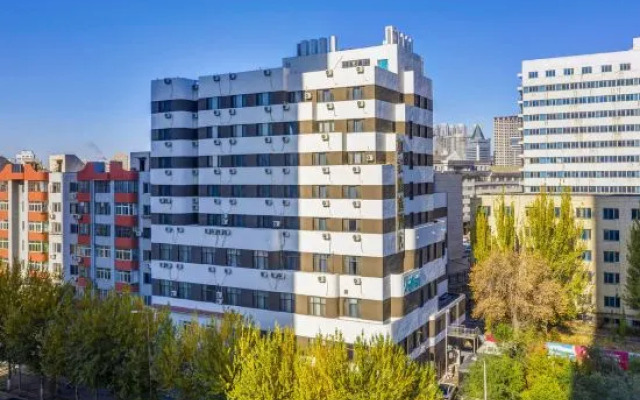 Homeinn Plus Hotel (Shenyang Qingnian Avenue Subway Station)