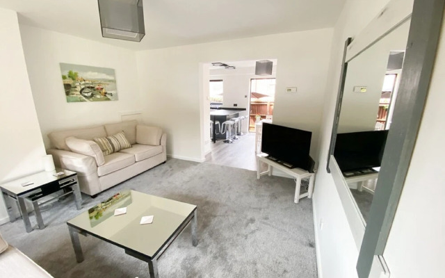 Harbourside House Holiday Home