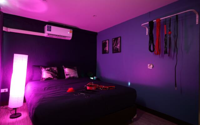 Sleep With Me Too Bangkok- BTS Phra Khanong