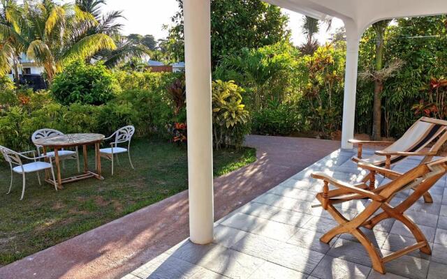 CHEZ MARVA Grande Villa COCO 3 à 12 personnes