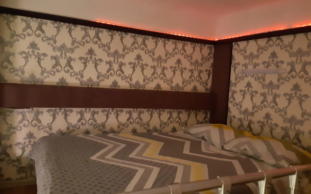 Квартира студія подобово 3