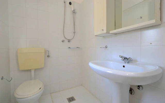 Spacious Flat for Groups With Balcony