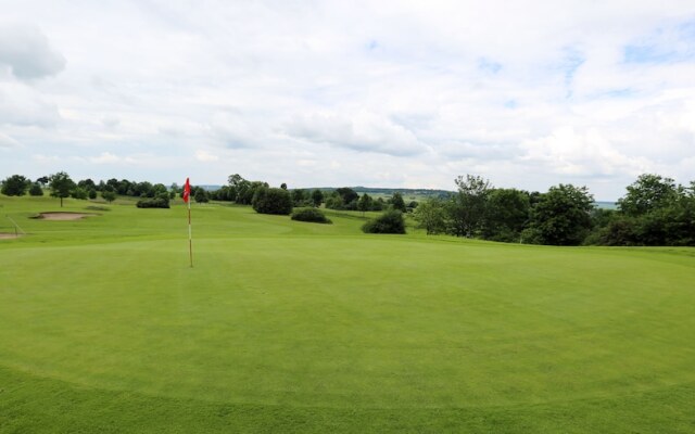 Apartments Golfpark Schlossgut Sickendorf