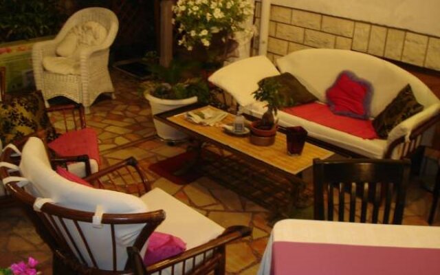 Art Villa Ines