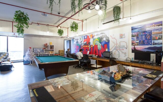 Starbox Hostel