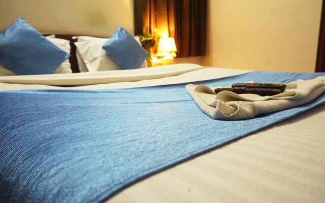 OYO 18454 Hallmark Inn Begumpet