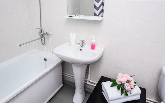 Apart House on Belinskogo str., 177a/3