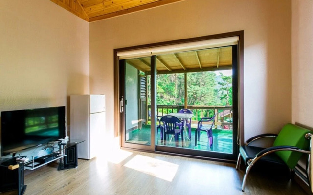 Yeongwol Deulkkotsanjang Pension