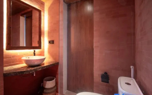 Villa Riso Seminyak 2-BR Private Pool – Bathroom – Kerobokan Kelod