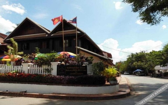 Mekong Holiday Villa by Xandria Hotel