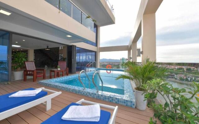 Tan Binh Hotel by ZUZU