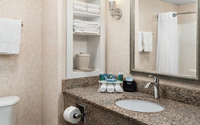 Holiday Inn Express Grove City by IHG