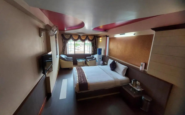 Hotel Astoria Residency
