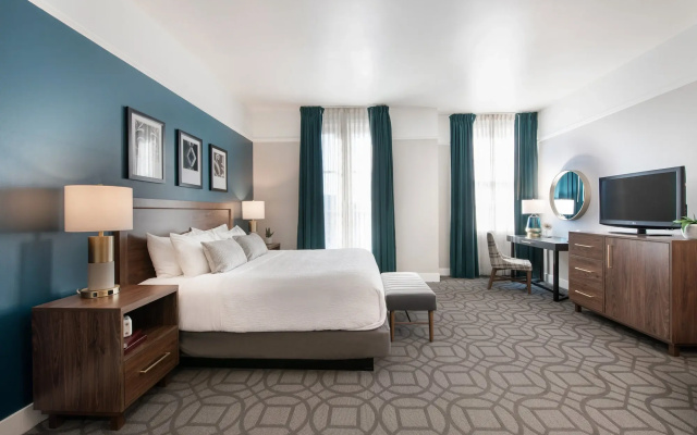Magnolia Hotel Omaha