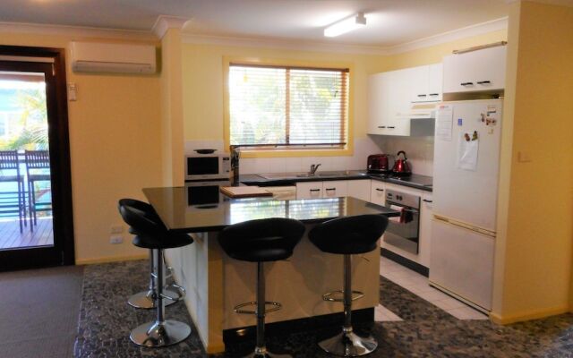 Lees By The Sea at South West Rocks