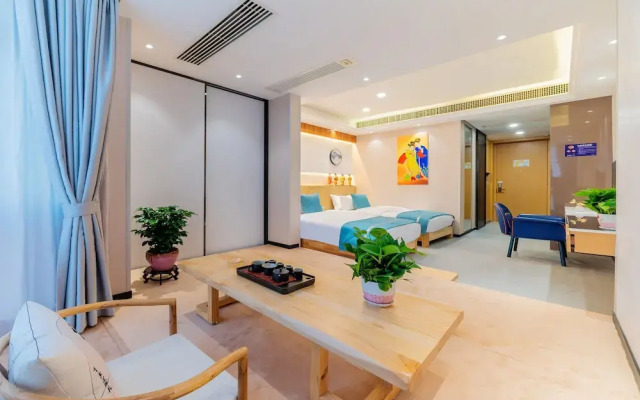 Cloudy International Apartment