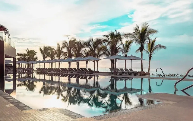 2BD Oceanview Suite Garza Blanca Cabo